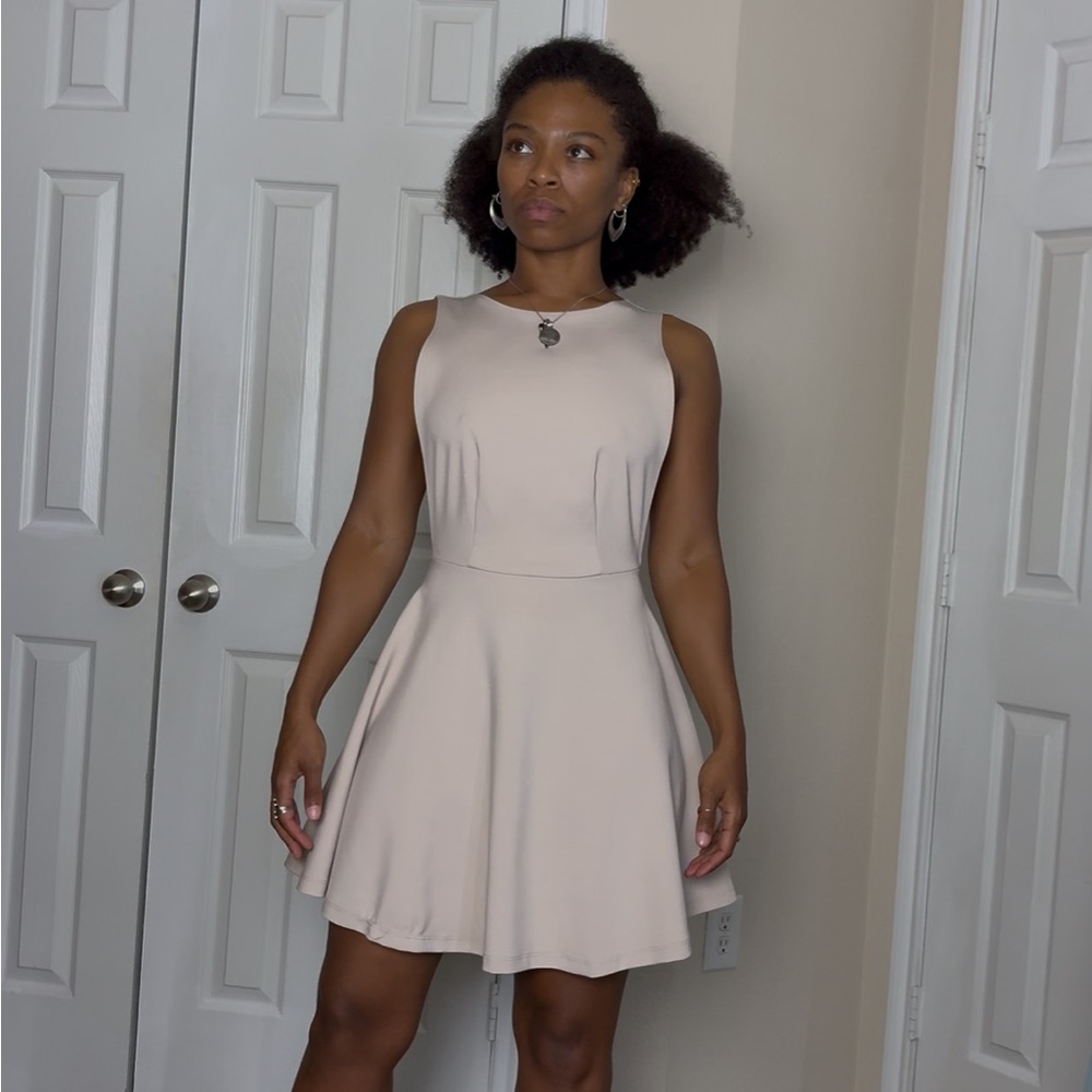 Elegant Cream Sleeveless Dress